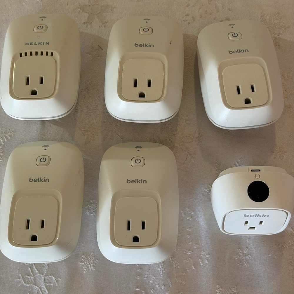 BELKIN WeMo Switch Wi-Fi Smart Plug (6) & WeMo Insight Plug Android IPhone - Picture 4 of 11